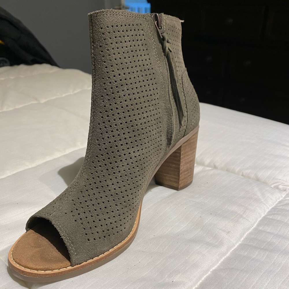 Toms peep toe booties